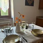 Апартаменты Casa Chiara Манделло-дель-Ларио